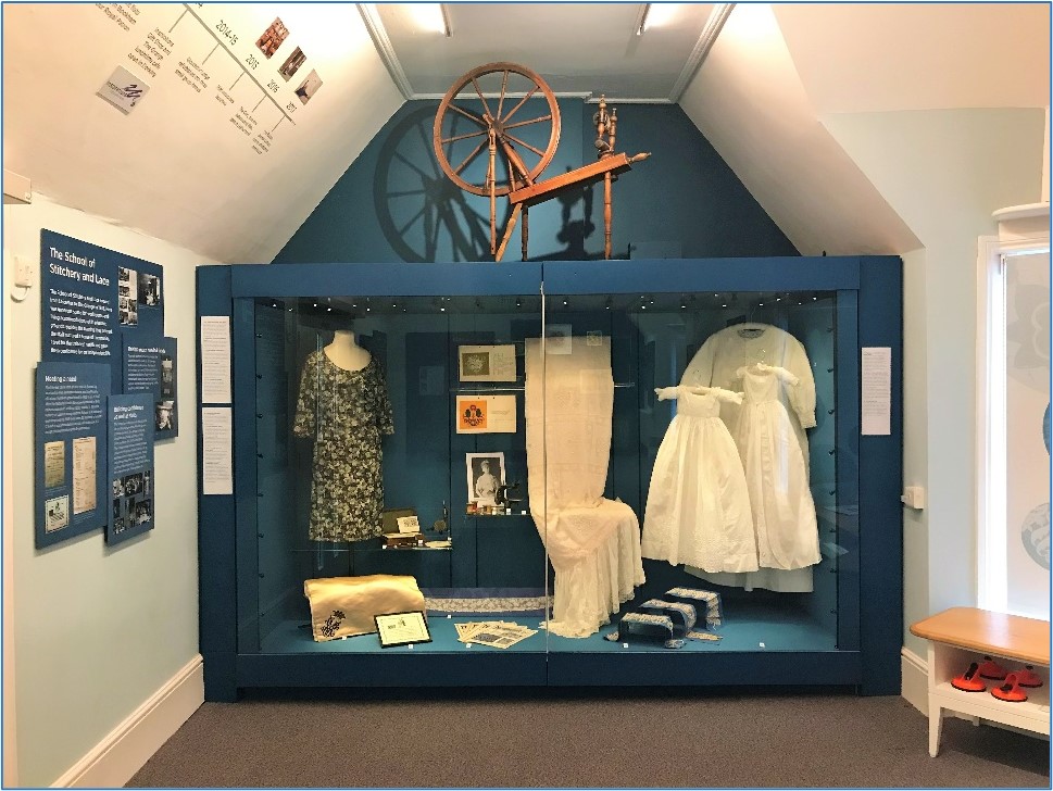 Visit to The Grange, Bookham Leatherhead Community Association